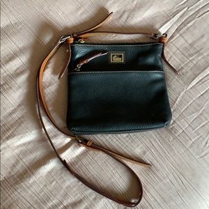 Crossbody purse